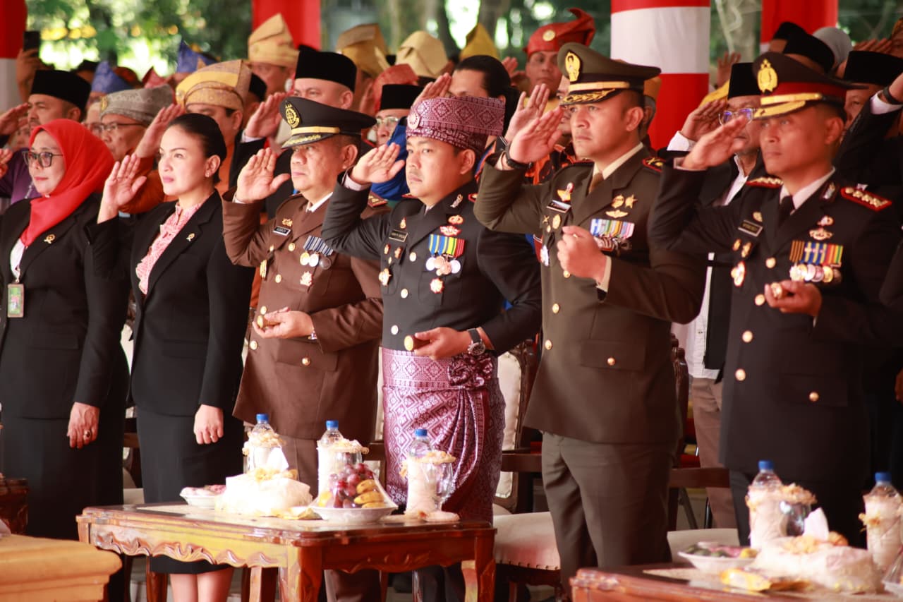 Gelorakan Semangat Merah Putih, Kapolres Langkat Hadiri Upacara HUT RI Ke-81