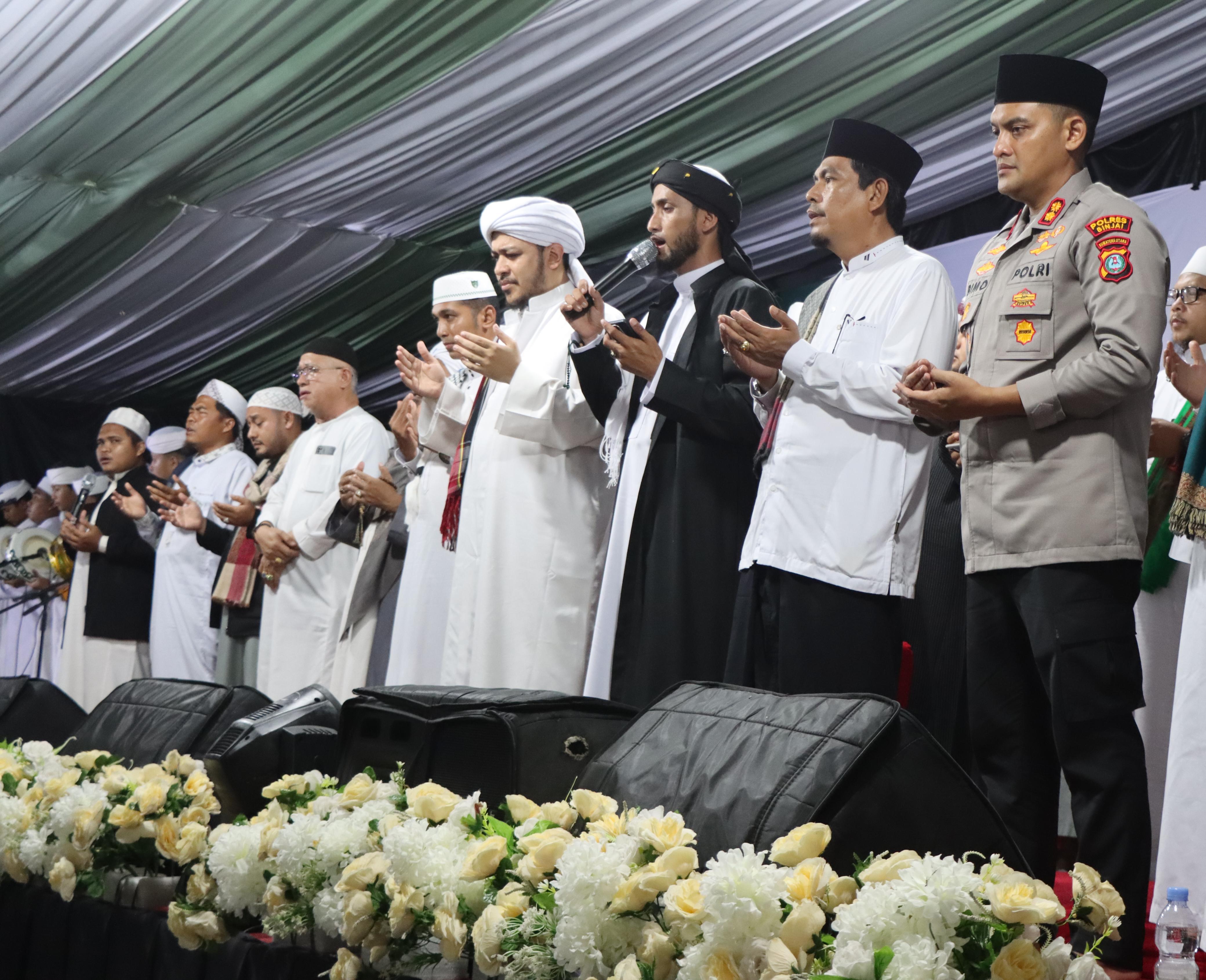 Ikhtitam Maulid Arba'in di Masjid Al-Fatih Binjai Berlangsung Aman dan Lancar